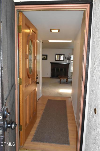 1101 Novato Drive, Oxnard CA: https://media.crmls.org/mediaz/7b10f25a-4323-4f23-a082-a70364ca640b.jpg