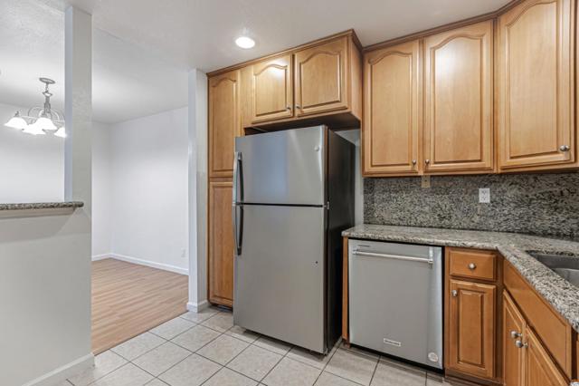49 Showers Drive, Mountain View CA: https://media.crmls.org/mediaz/7b121663-0684-4577-ac86-f21d28c377e0.jpg