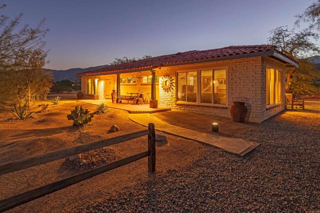 2720 22 Frying Pan Road, Borrego Springs CA: https://media.crmls.org/mediaz/7b126157-fa7a-4952-a767-c3704d1a7332.jpg