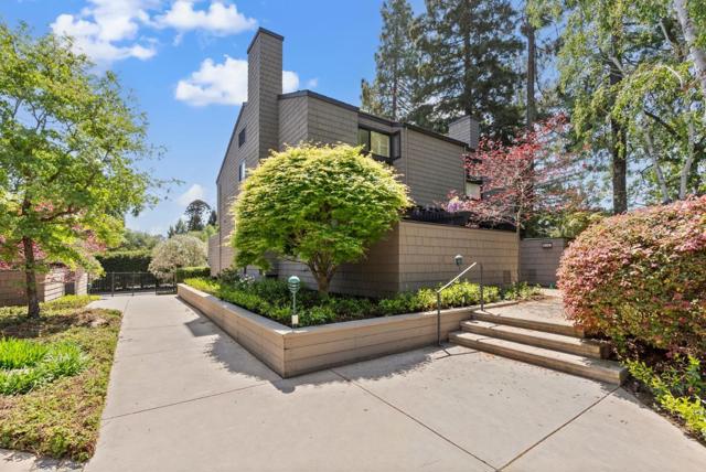 2142 Sand Hill Road, Menlo Park CA: https://media.crmls.org/mediaz/7b128591-91f2-4e2e-8ccd-18ee7716f331.jpg