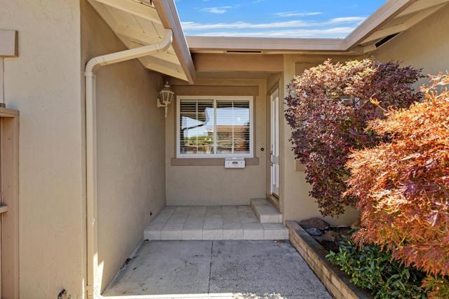 256 Avocet Court, Foster City CA: https://media.crmls.org/mediaz/7b131547-e105-431d-8612-331e819e4bc5.jpg