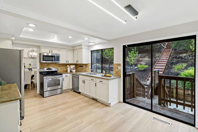 17716 Columbia Drive, Castro Valley CA: https://media.crmls.org/mediaz/7b14dc22-f455-421c-89aa-5d39bf2a8c6c.jpg