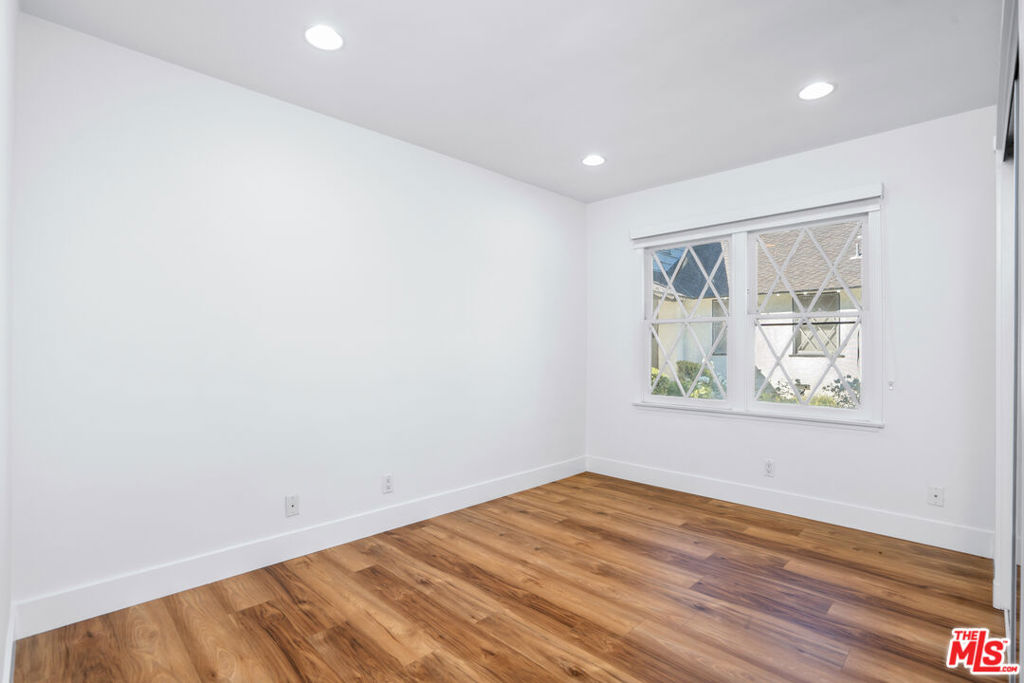 MLS #26845207 image #22