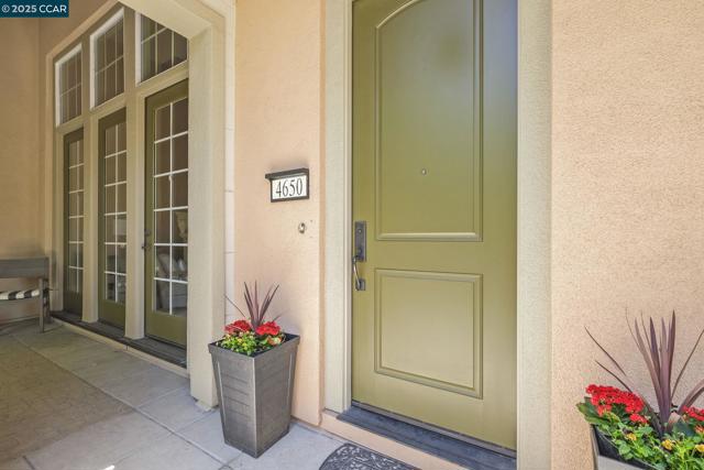 4650 Rimini Ct, Dublin CA: https://media.crmls.org/mediaz/7b156fd3-96a1-4569-8a14-ef30ca58feaa.jpg
