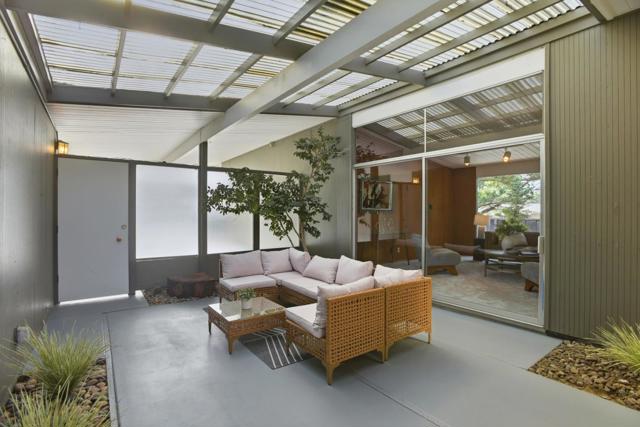 1582 Brandywine Road, San Mateo CA: https://media.crmls.org/mediaz/7b1603a2-6ec6-4be8-a3ee-8eccd523d800.jpg