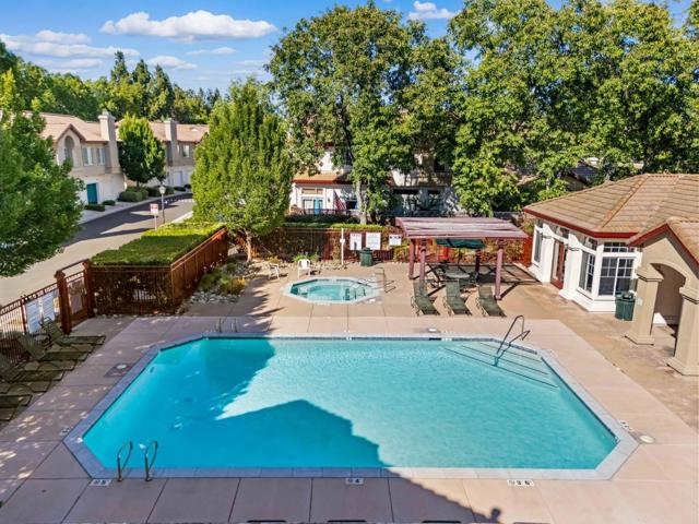 5666 Belleza Drive, Pleasanton CA: https://media.crmls.org/mediaz/7b162d59-e475-469a-afc5-0cce73215344.jpg