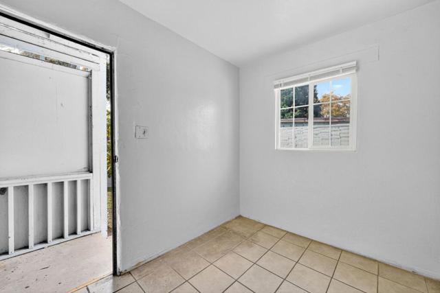 951 N 4th Street, San Jose CA: https://media.crmls.org/mediaz/7b178a1f-588c-4d68-9e96-3f5916f496c7.jpg