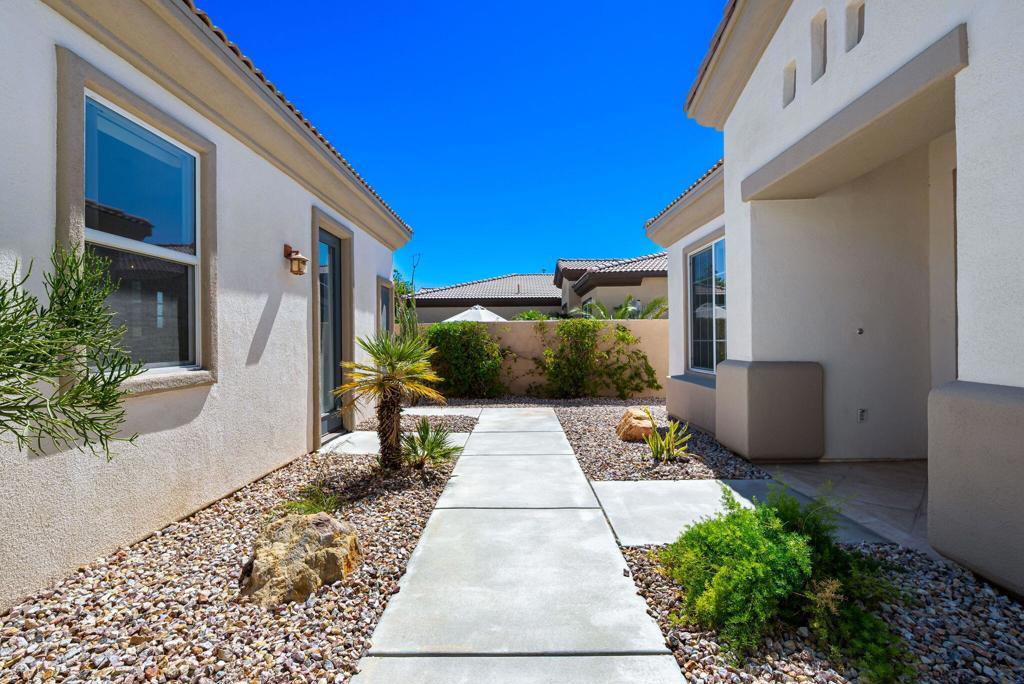 MLS #219133361DA img 6