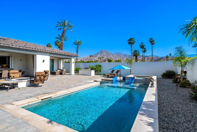 75201 Citadel Place, Indian Wells CA: https://media.crmls.org/mediaz/7b1a8bac-2495-4c93-a6d7-e6139a04ca57.jpg