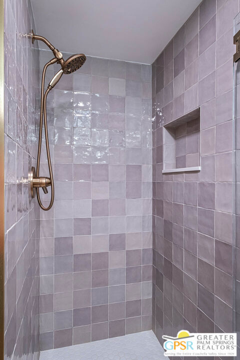 29136 Stonegate Lane, Highland CA: https://media.crmls.org/mediaz/7b1a9107-0b0d-4475-9ab5-5b98274bf11d.jpg