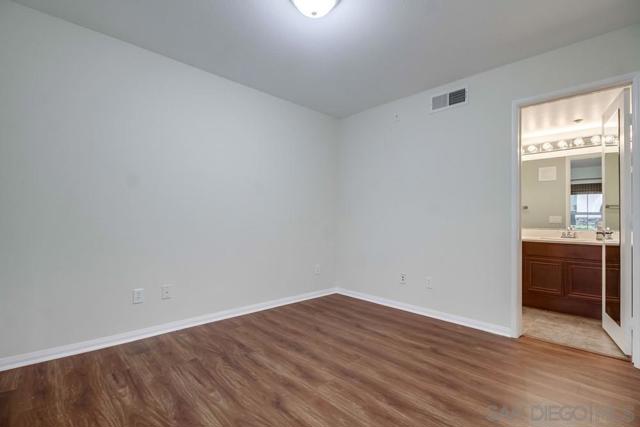 43 Via Sovana, Santee CA: https://media.crmls.org/mediaz/7b1adb8f-e3d2-4288-96ce-f0078a5c9b92.jpg