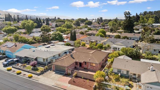 271 Goodrich Street, Hayward CA: https://media.crmls.org/mediaz/7b1bc599-2235-4d19-828b-75cfa0cfd477.jpg