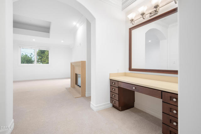 Detail Gallery Image 27 of 45 For 11961 Darlington Ave #3,  Los Angeles,  CA 90049 - 4 Beds | 3 Baths