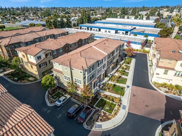 25899 Dollar Street, Hayward CA: https://media.crmls.org/mediaz/7b1c692f-af4b-4c3a-9b14-187d572df0b3.jpg