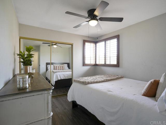 1216 Woodview Drive, Oceanside CA: https://media.crmls.org/mediaz/7b1c79aa-4786-4260-9a3b-46eaff73e6f6.jpg