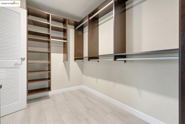 8711 Mountain Blvd, Oakland CA: https://media.crmls.org/mediaz/7b1ce875-e5fe-46f9-a66e-a622e59f7184.jpg