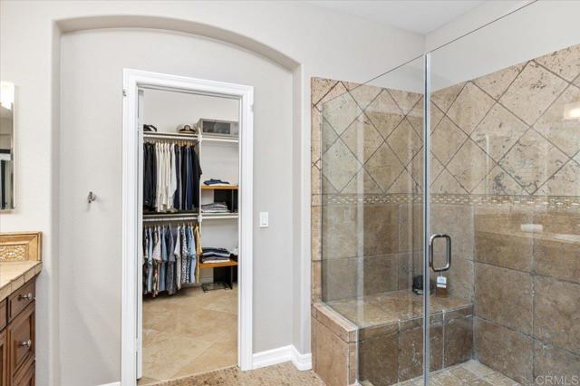 31662 Orange Blossom Ct, Valley Center CA: https://media.crmls.org/mediaz/7b1d3226-df72-45eb-804a-eb0a94884e19.jpg