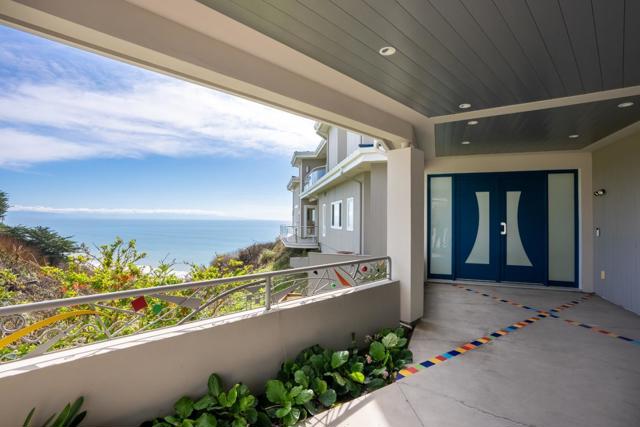 422 Seaview Drive, Aptos CA: https://media.crmls.org/mediaz/7b1dd8db-58e2-45e9-aa1a-d2621a36f079.jpg