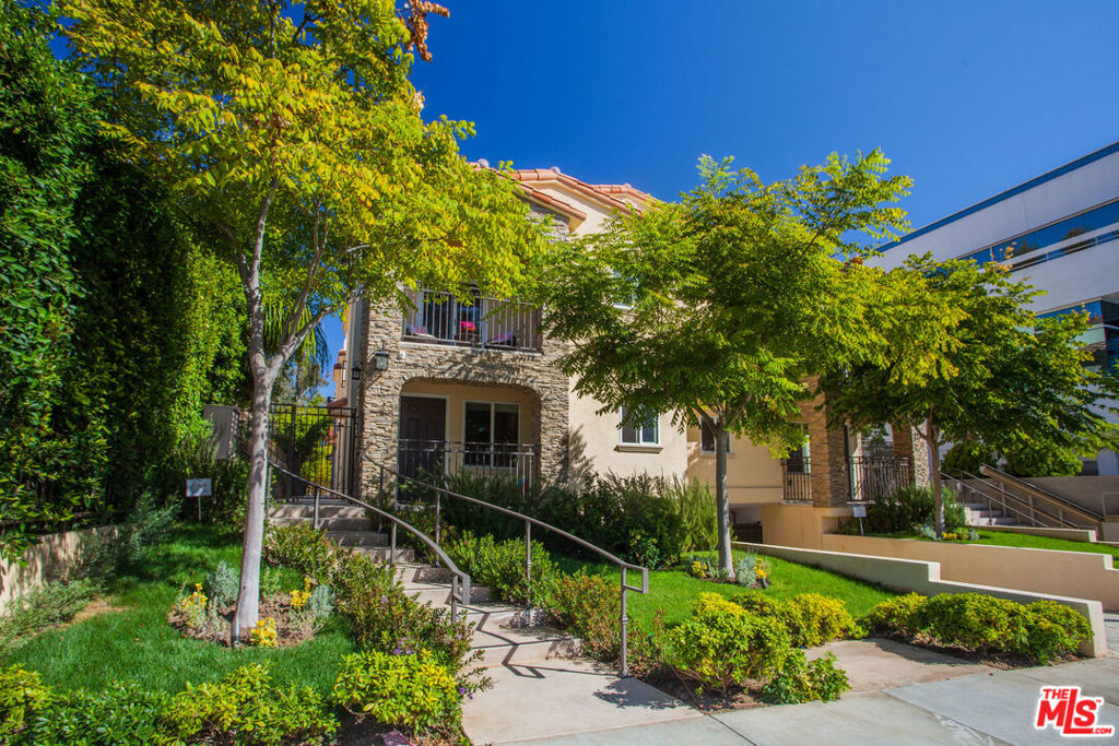1171 FRANKLIN Street #103