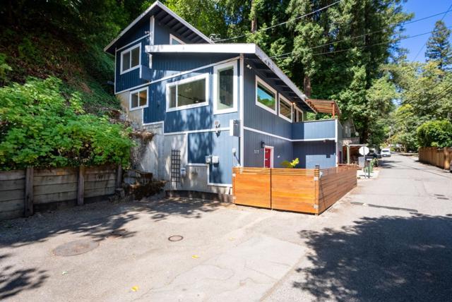 19150 Beardsley Road, Los Gatos CA: https://media.crmls.org/mediaz/7b1ebbff-92d0-4f1f-afe9-c2b1a27ef988.jpg