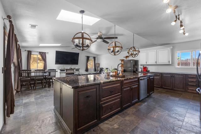 8524 Big Rock Road, Santee CA: https://media.crmls.org/mediaz/7b1ebf9b-9989-4f48-bc71-1efe2f72f83a.jpg