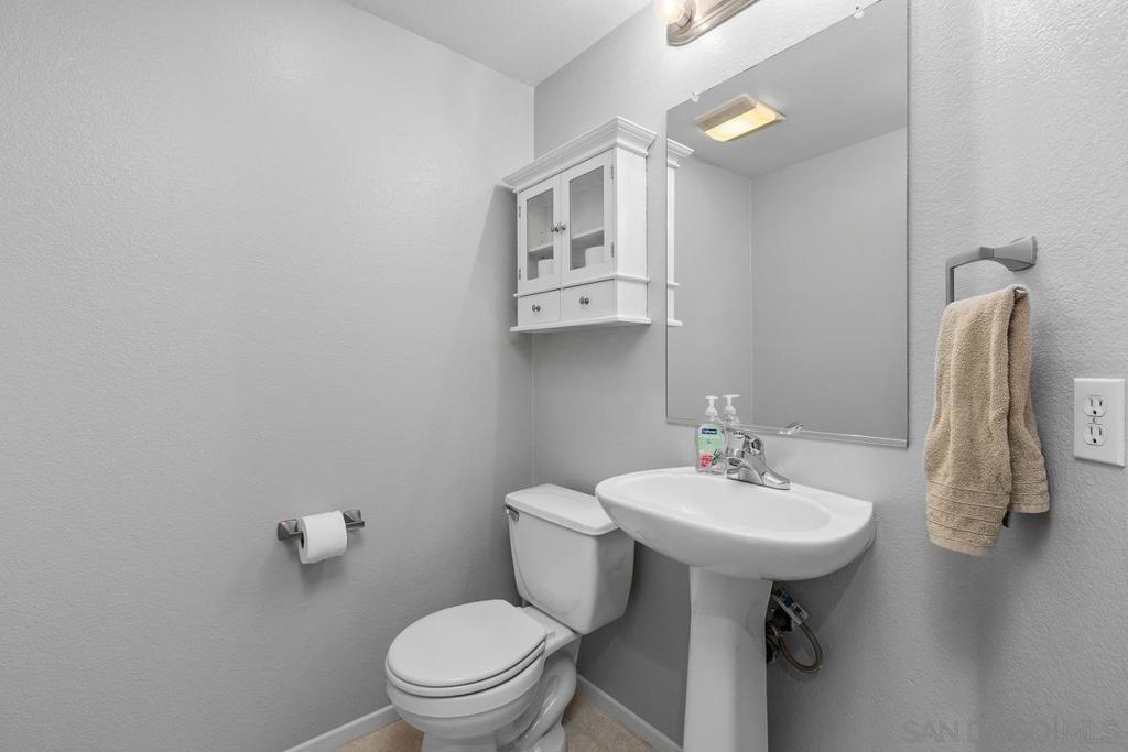 1231 Avenida Amistad - photo 11