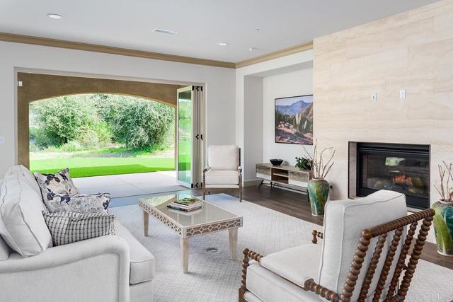 12087 Via Trevi, Lakeside CA: https://media.crmls.org/mediaz/7b1fdb29-205a-4724-b2b0-4264e16d6689.jpg