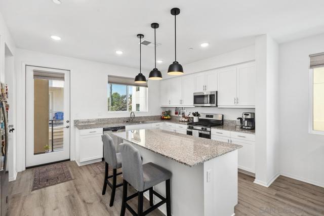 Image 1 of 22 For 5405 Beach Bluff Ln  224