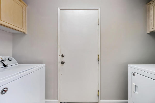 78524 San Marino Court, La Quinta CA: https://media.crmls.org/mediaz/7b20f2fd-a35f-4879-b4cb-7de787c813b2.jpg