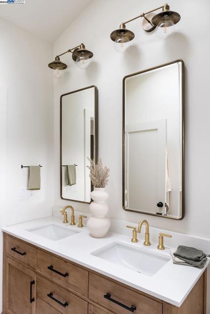 620 Manzanita Ave, Boulder Creek CA: https://media.crmls.org/mediaz/7b22204f-0416-4557-86ac-4ddd6ae72da9.jpg