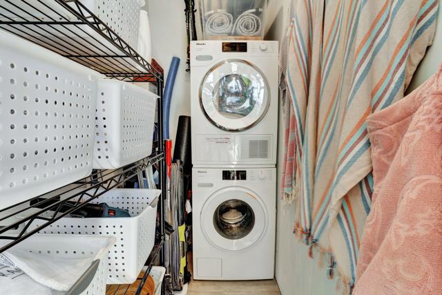 360 Cabrillo Road, Palm Springs CA: https://media.crmls.org/mediaz/7b2260d7-0a07-4f39-b6f1-1a42df1590bc.jpg