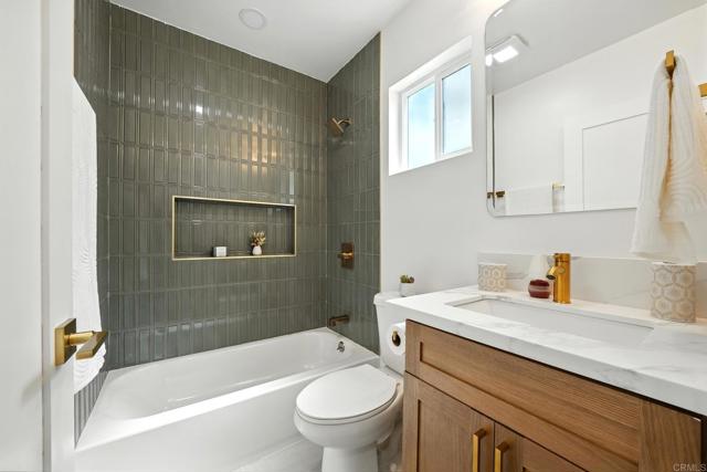 4551 Maryland Street, San Diego CA: https://media.crmls.org/mediaz/7b226c9c-789d-49b8-98ee-9e1b47e30cd1.jpg