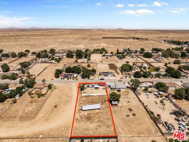 40611 178th Street, Lancaster CA: https://media.crmls.org/mediaz/7b234ff3-9c97-4435-a3ba-8477f529466a.jpg