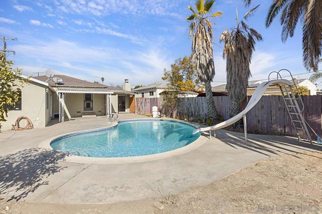 8605 Washington Ave, La Mesa, California 91942, 3 Bedrooms Bedrooms, ,2 BathroomsBathrooms,Single Family Residence,For Sale,Washington Ave,250000928SD