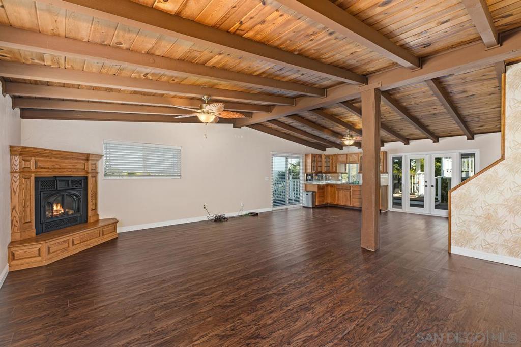 MLS #250026892SD image #37