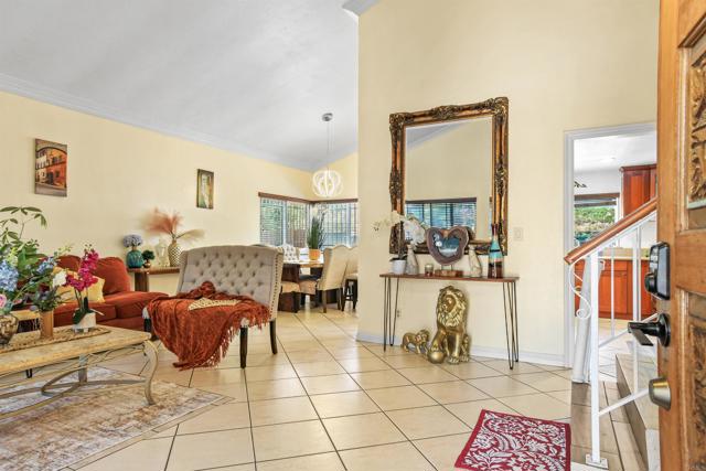 Detail Gallery Image 9 of 33 For 613 Point Vicente Ct, Chula Vista,  CA 91911 - 4 Beds | 2/1 Baths