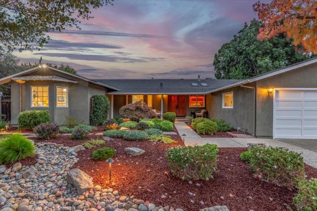 12058 CANDY Lane, Saratoga CA: https://media.crmls.org/mediaz/7b256d81-9061-49c5-bd0e-ec61ecada201.jpg