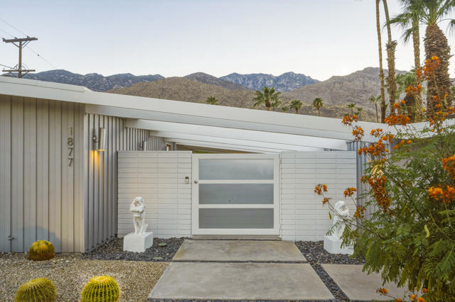 1877 S Navajo Drive, Palm Springs, CA 92264