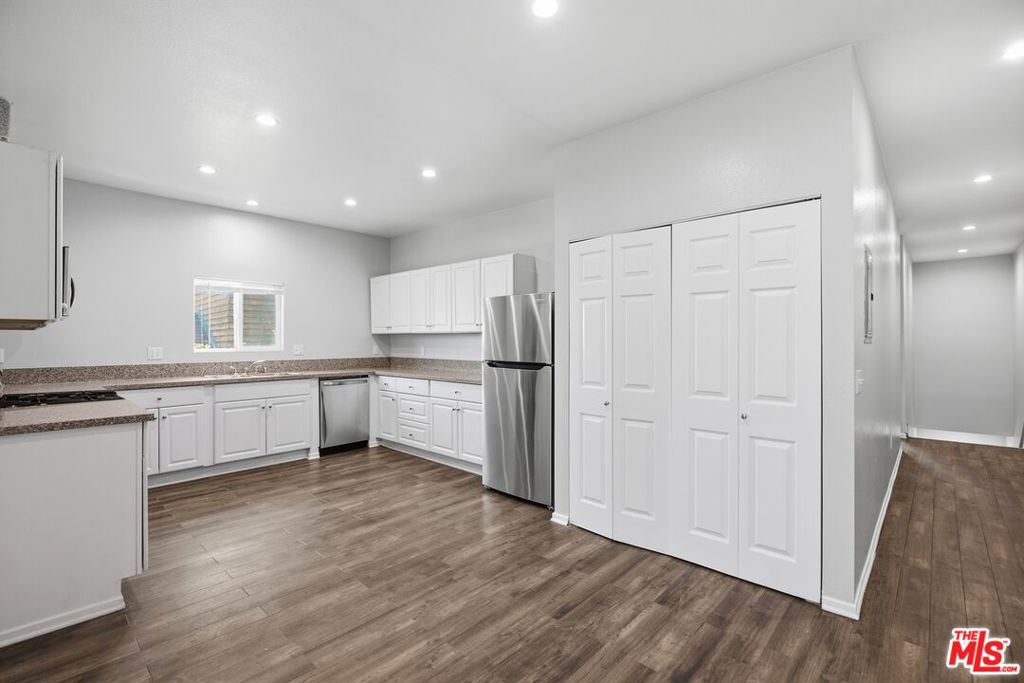 171 E 35th Street #173 1/2