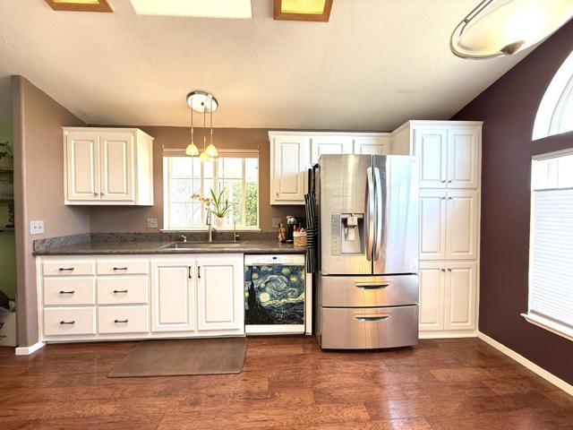 1220 Tasman Drive, Sunnyvale CA: https://media.crmls.org/mediaz/7b26fb7d-bd33-4b0d-87cd-10d06e239bdb.jpg