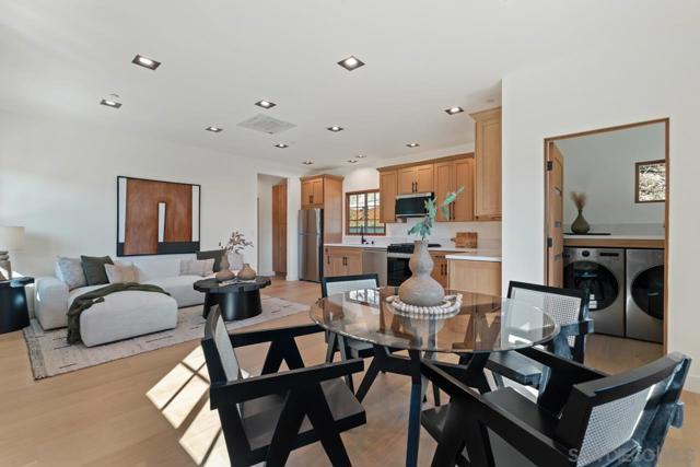 5758 Las Palomas, Rancho Santa Fe CA: https://media.crmls.org/mediaz/7b2820db-8980-4a76-bc70-fc5ab0f67233.jpg