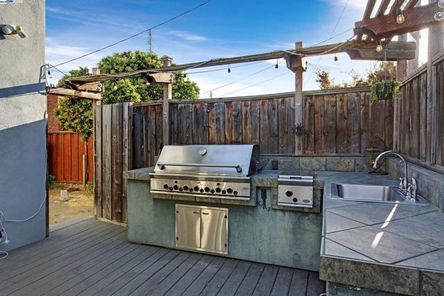3171 Verdant Way, San Jose CA: https://media.crmls.org/mediaz/7b287049-14a4-4a63-a767-c2079461f46d.jpg