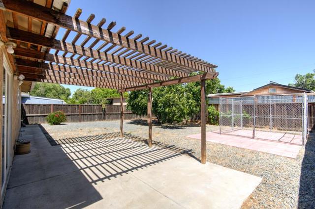 1320 Ventura Avenue, Livermore CA: https://media.crmls.org/mediaz/7b28cb91-efee-43e3-878c-8392a336147d.jpg