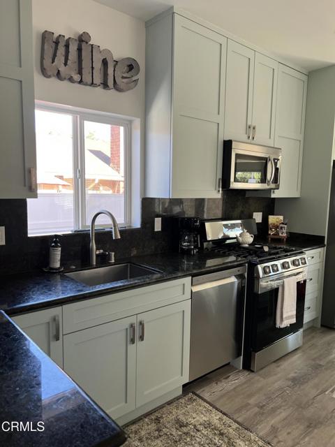 Detail Gallery Image 5 of 11 For 2875 Calle Quebracho #B,  Thousand Oaks,  CA 91360 - 1 Beds | 1 Baths