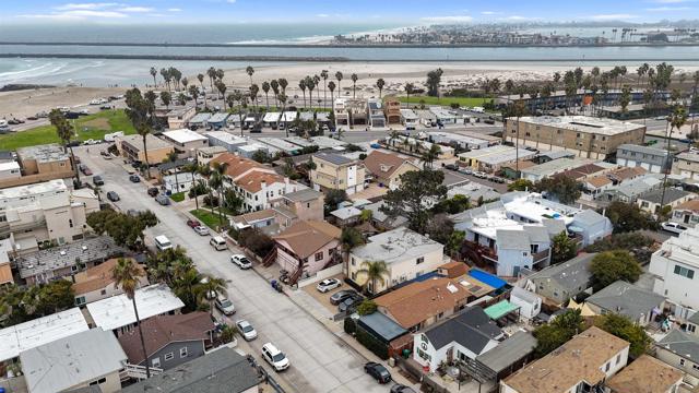 5130 Long Branch Avenue, Ocean Beach (San Diego), California 92107, 2 Bedrooms Bedrooms, ,1 BathroomBathrooms,Condominium,For Sale,Long Branch Avenue,250018212SD