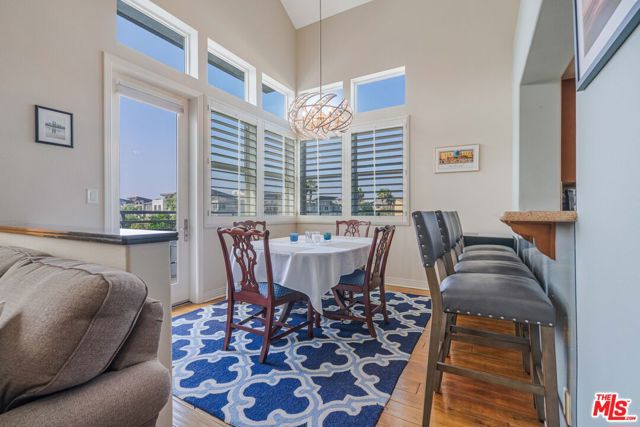 Image 7 of 43 For 7100 Playa Vista Drive 404