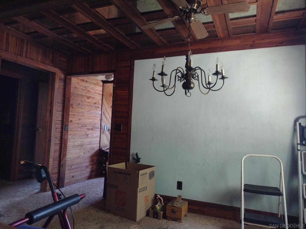 https://media.crmls.org/mediaz/7b2c3cd0-588f-40b2-accb-c4fe7bd86982.jpg?preset=X-Large