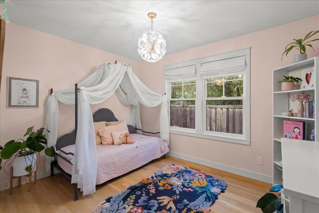 15415 Winchester Boulevard, Monte Sereno CA: https://media.crmls.org/mediaz/7b2c873a-ec55-42d8-ac24-41ad33846c27.jpg