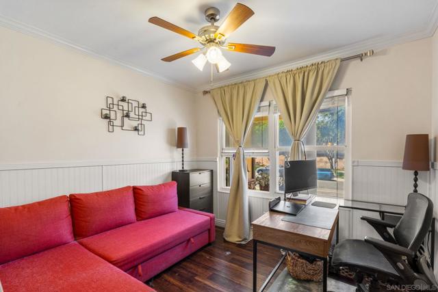 6677 W 88th St, Los Angeles CA: https://media.crmls.org/mediaz/7b2dd625-a620-4297-b9db-1e9afdc61dce.jpg