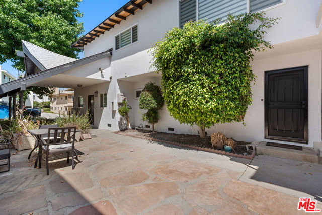 25226 Loytan Street, Torrance, California 90505, 2 Bedrooms Bedrooms, ,1 BathroomBathrooms,Residential Lease,Sold,Loytan,25614351